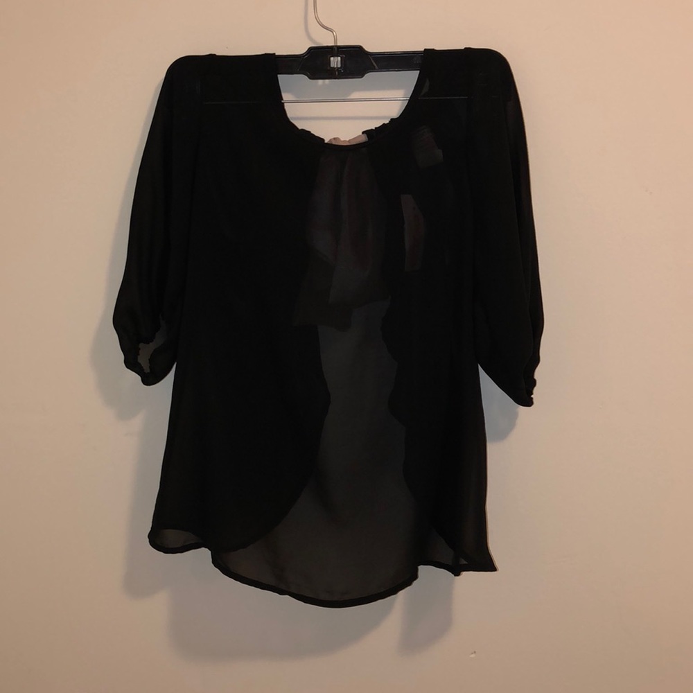 Black mid length sleeve top